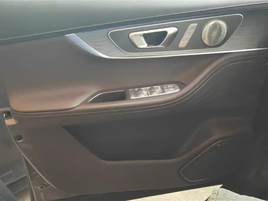 Chery Tiggo 8 PRO — фото 10