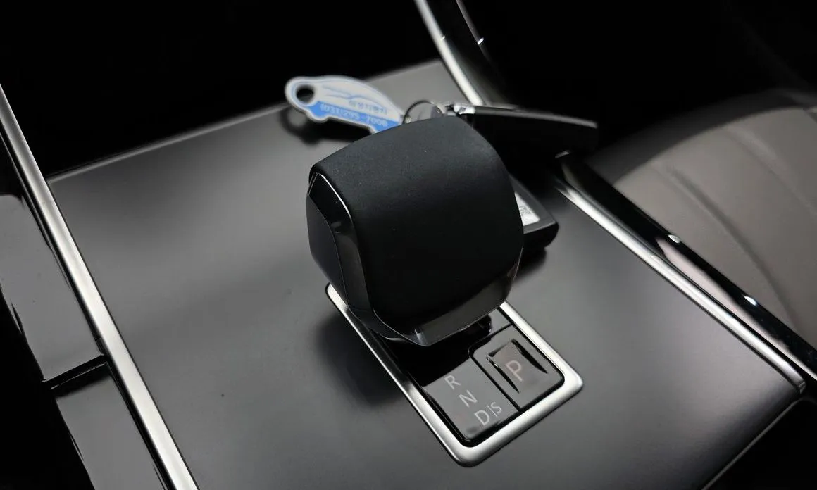 Land Rover Range Rover Evoque 2024 из KR, фото 7