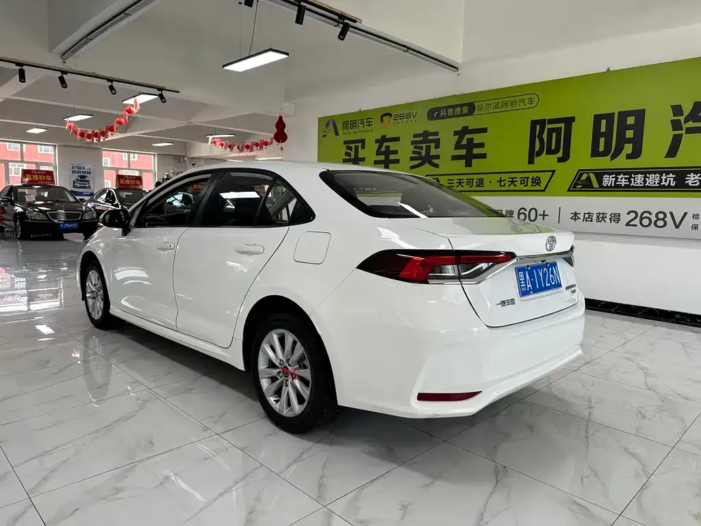 Toyota Corolla 2023 из CN, фото 4