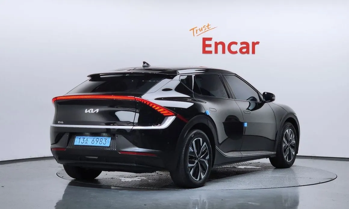 Kia EV6 — фото 7