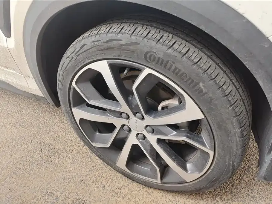Lynk & Co 05 — фото 9