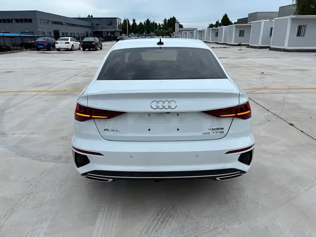 Audi A3 — фото 8