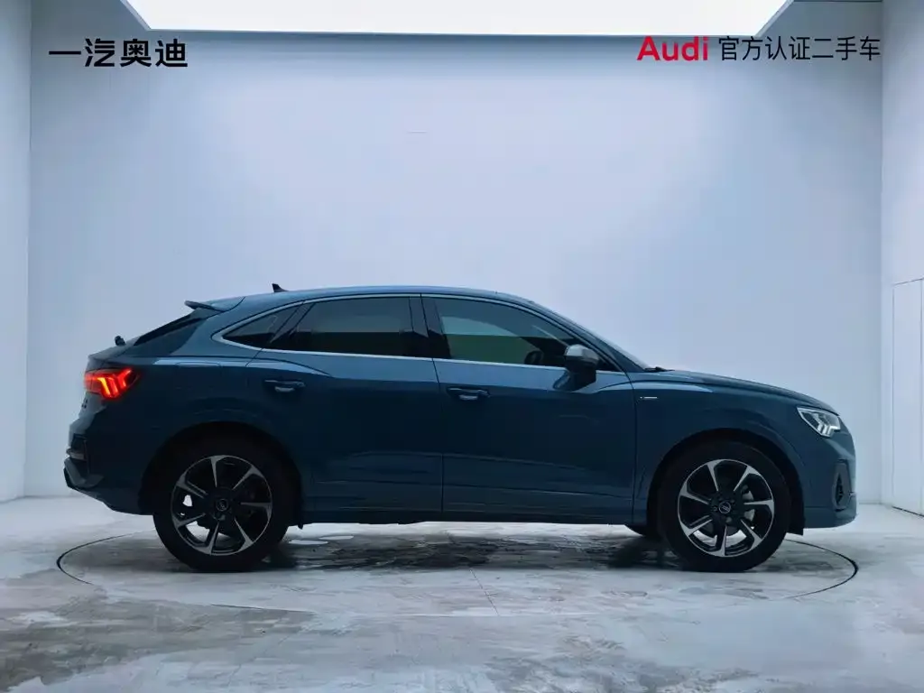 Audi Q3 Sportback — фото 6