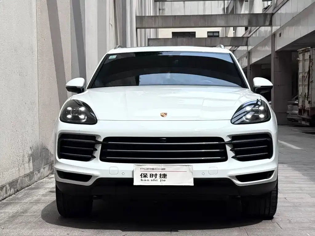 Porsche Cayenne — фото 4