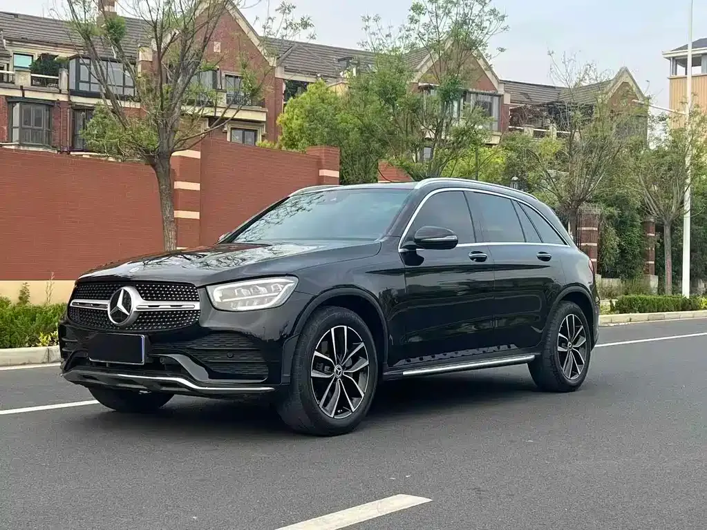 Mercedes-Benz GLC — фото 1