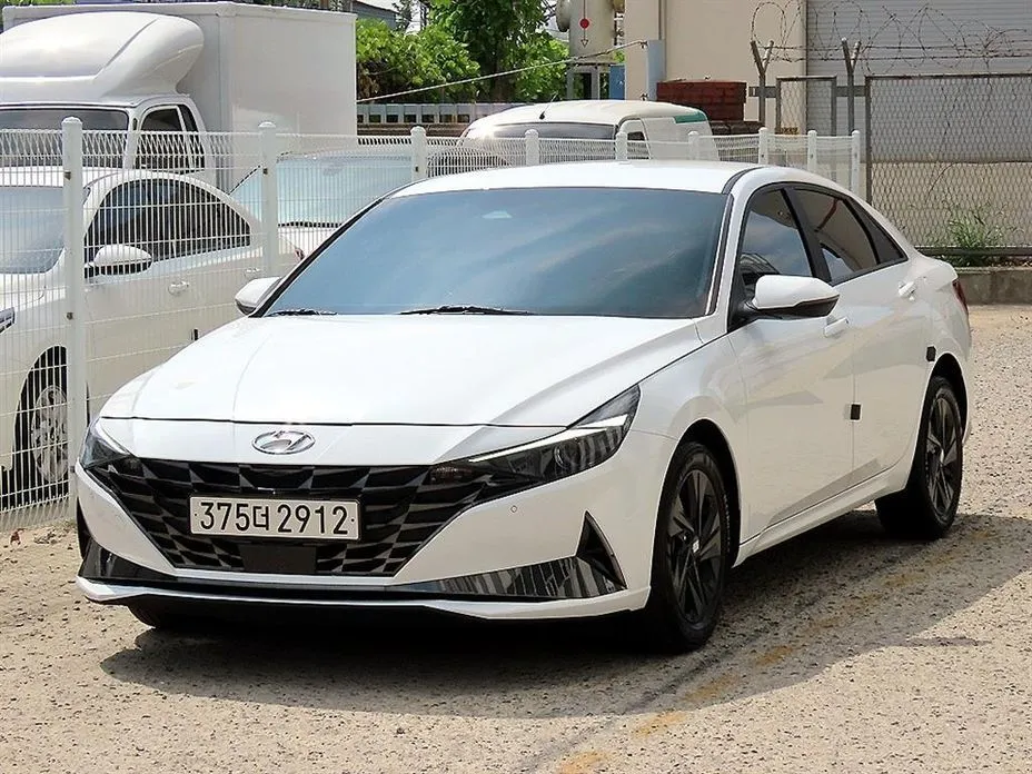 Hyundai AVANTE — фото 4