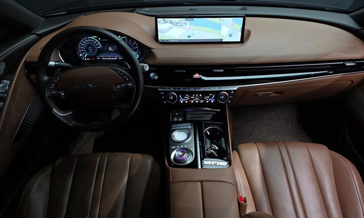 Genesis G80 — фото 10