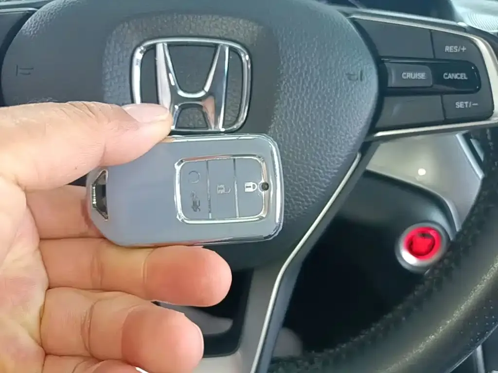 Honda Accord — фото 3