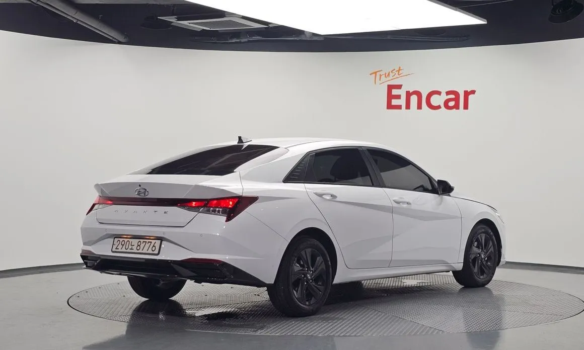 Hyundai AVANTE — фото 5