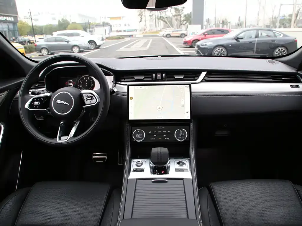 Jaguar F-PACE 2024 из CN, фото 6