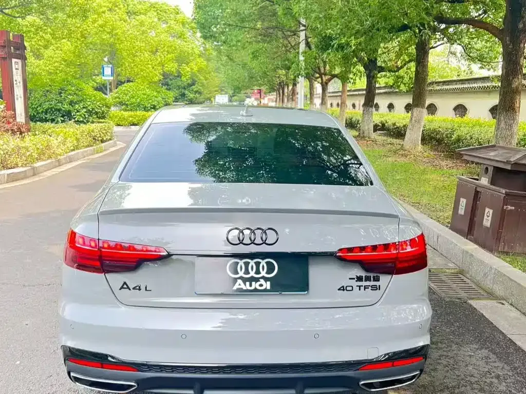 Audi A4L — фото 2