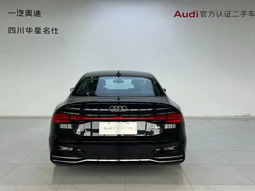 Audi A7L — фото 6