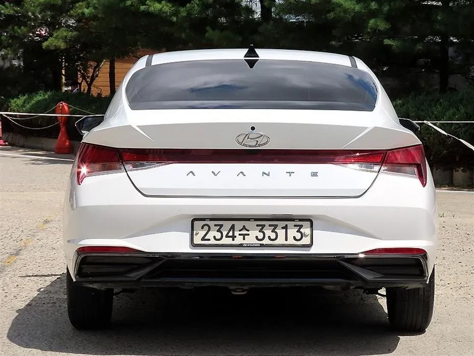 Hyundai AVANTE 2022 из KR, фото 6