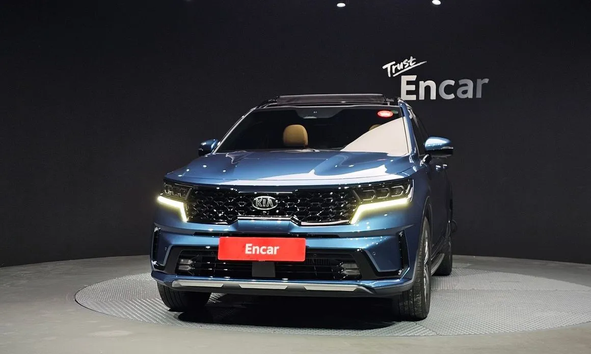 Kia Sorento — фото 5