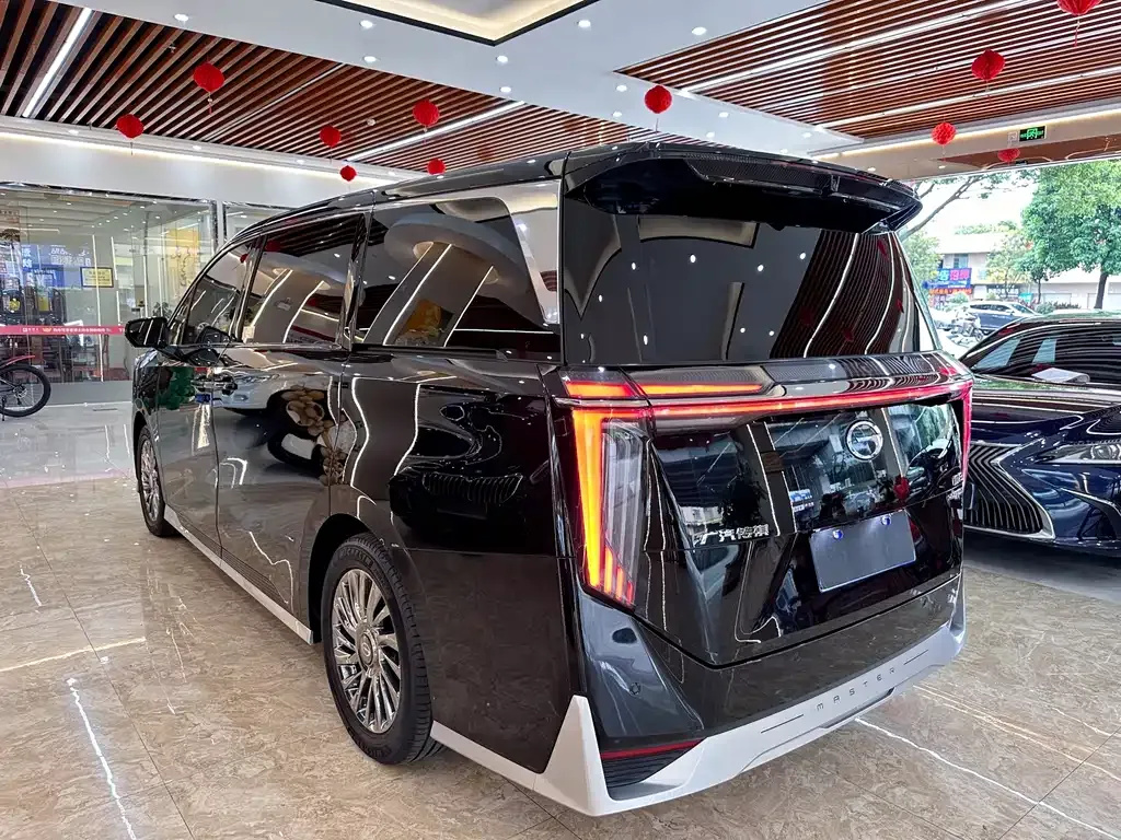 GAC Motor Trumpchi M8 — фото 8