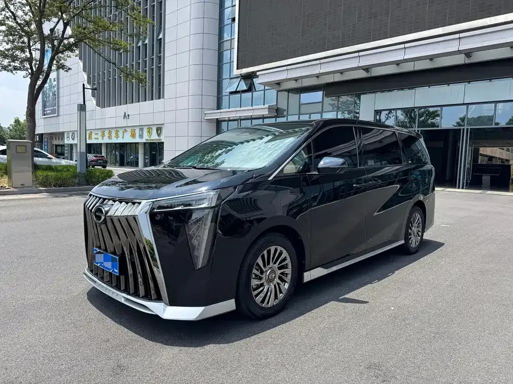 GAC Motor Trumpchi M8 — фото 1