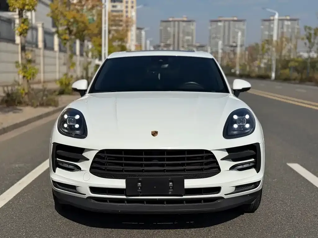 Porsche Macan — фото 9