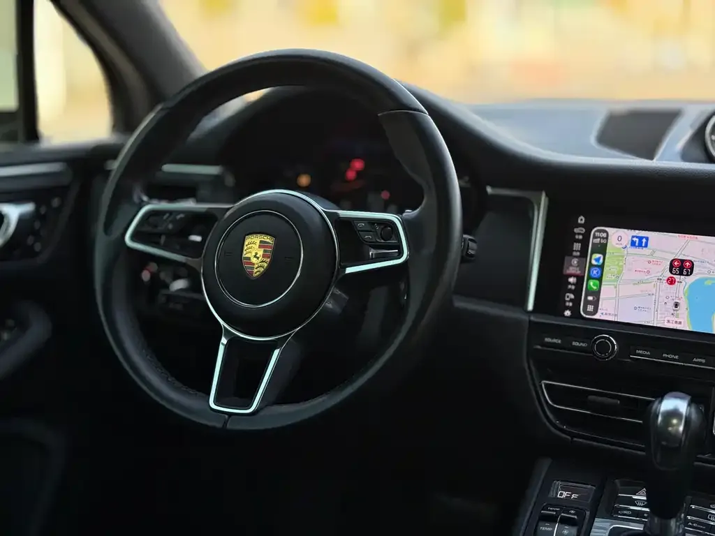 Porsche Macan — фото 4