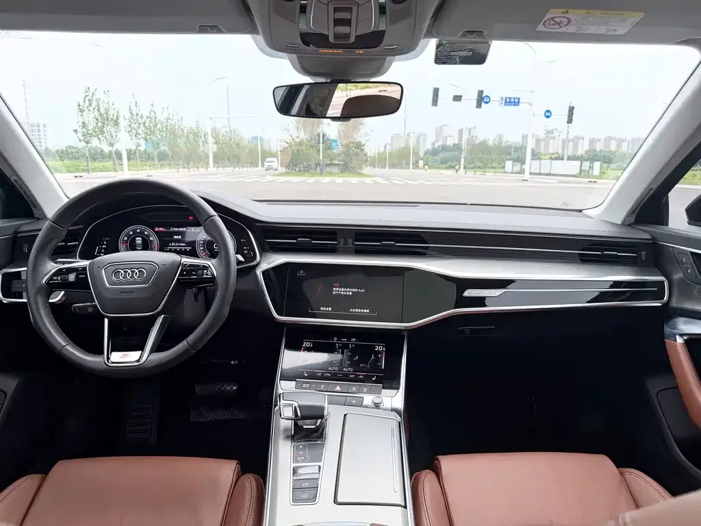 Audi A6L — фото 2