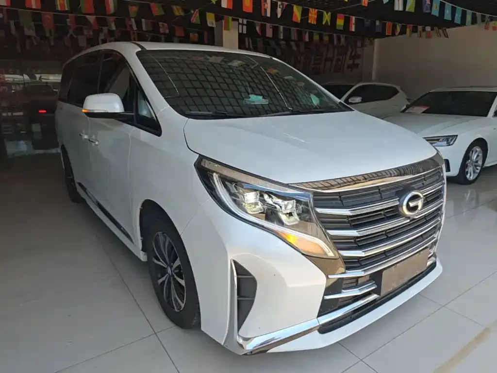 GAC Motor Trumpchi M8 — фото 10