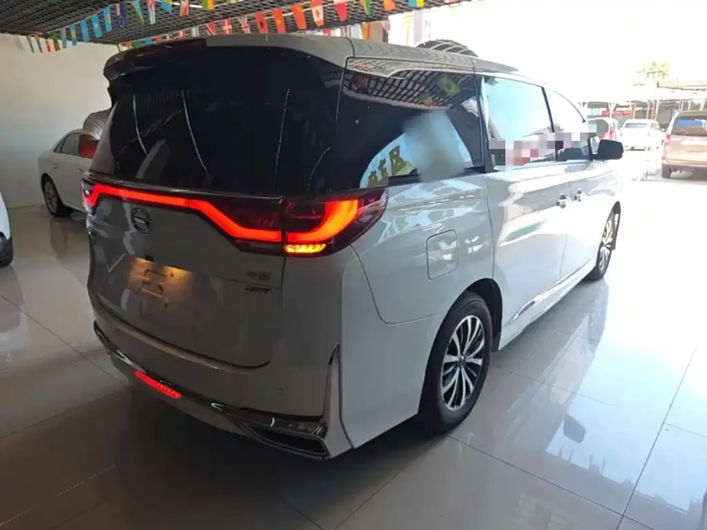 GAC Motor Trumpchi M8 — фото 2