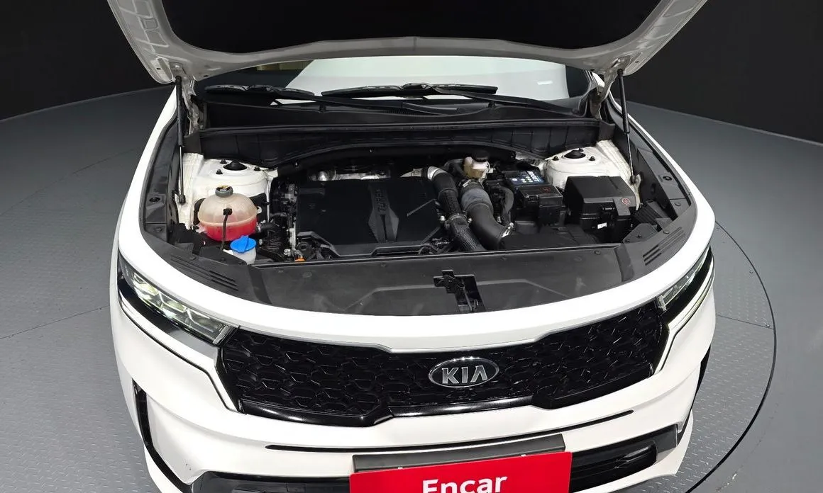 Kia Sorento — фото 7