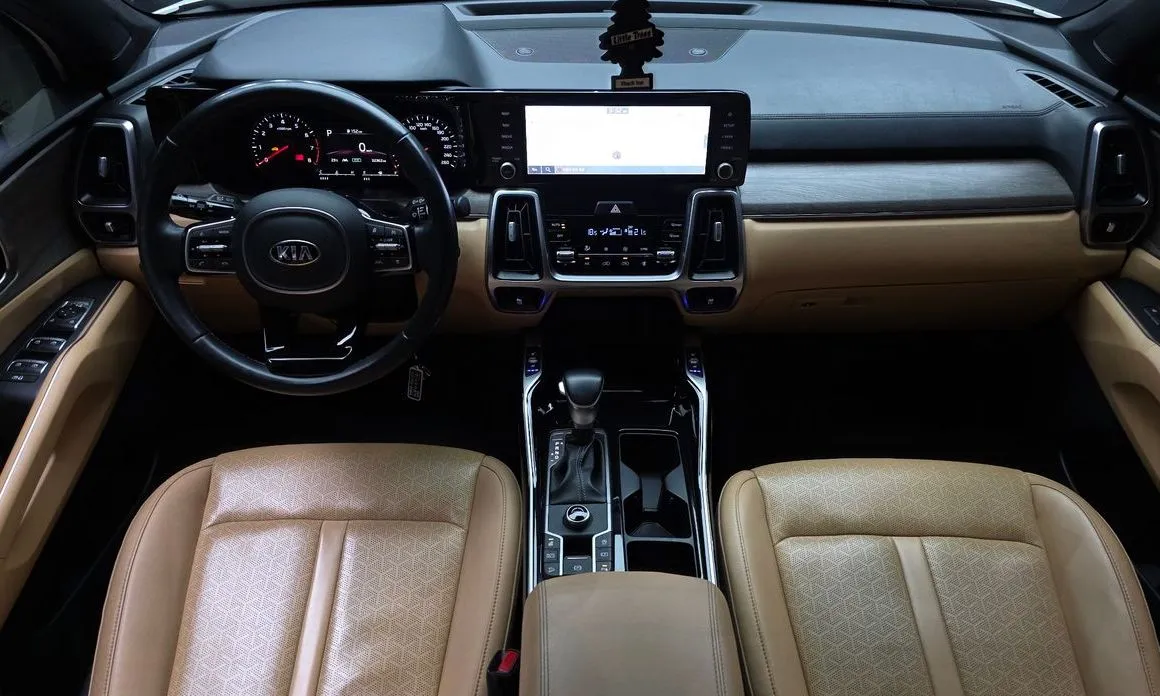Kia Sorento — фото 8
