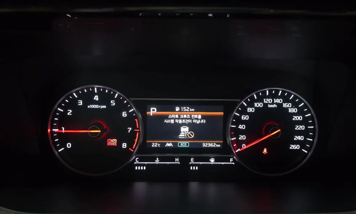 Kia Sorento — фото 10