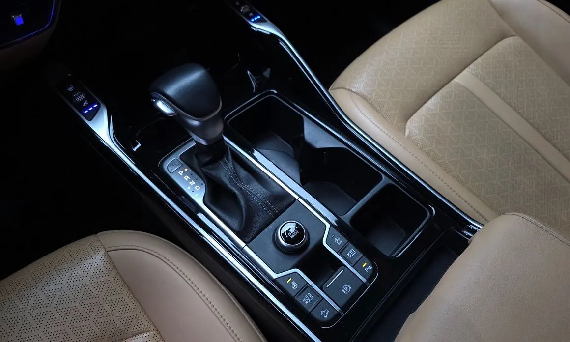 Kia Sorento — фото 5