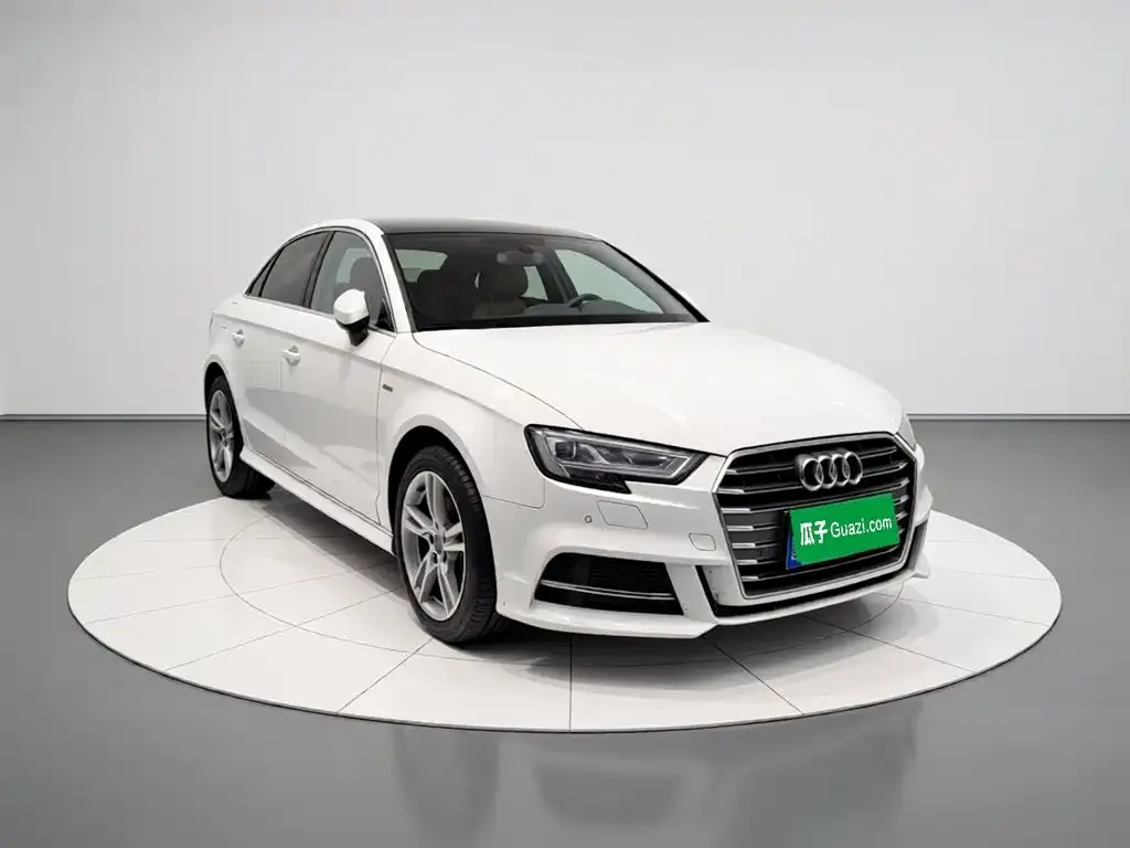 Audi A3 — фото 2