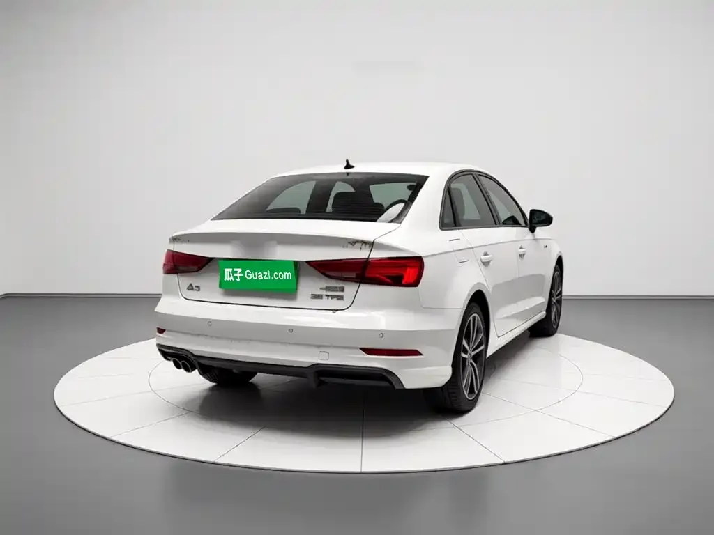 Audi A3 — фото 3