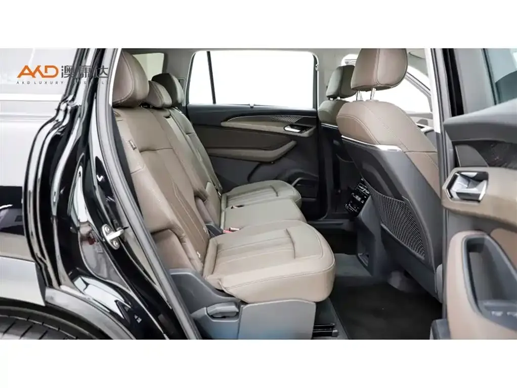 Audi Q6 2025 из CN, фото 10