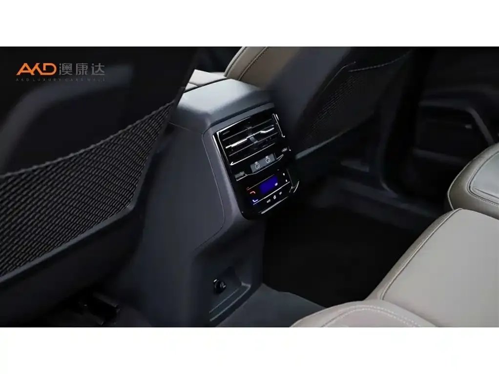 Audi Q6 2025 из CN, фото 5