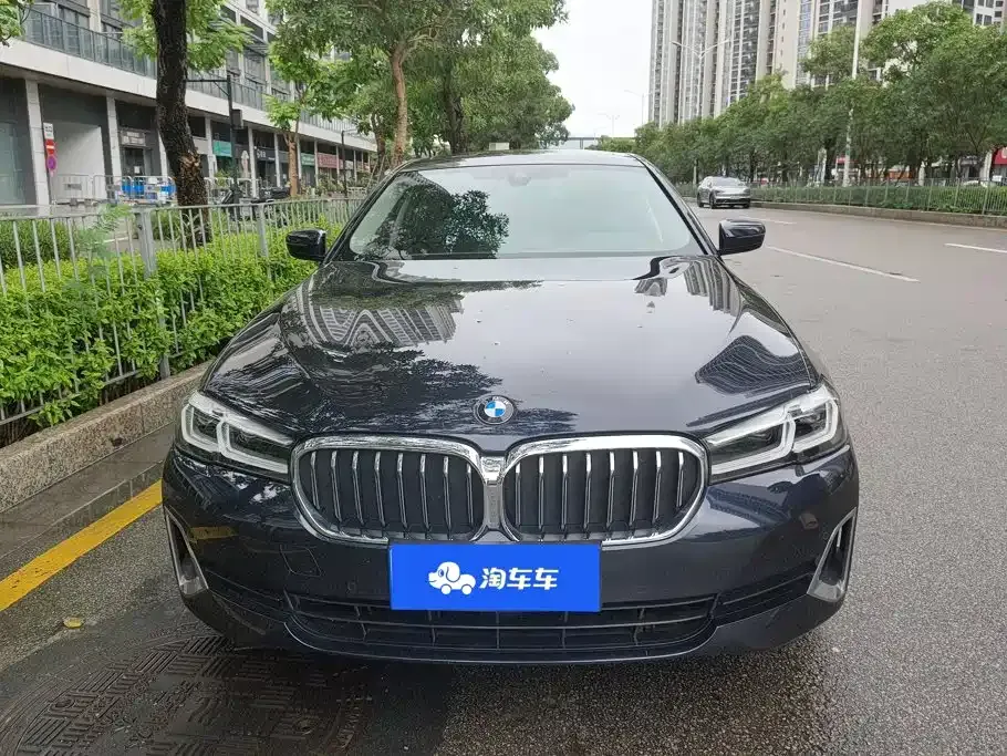 BMW 5 Series — фото 10