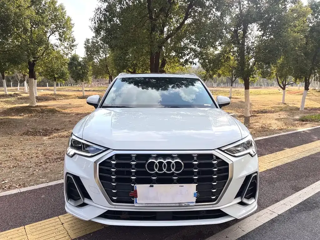 Audi Q3 — фото 6