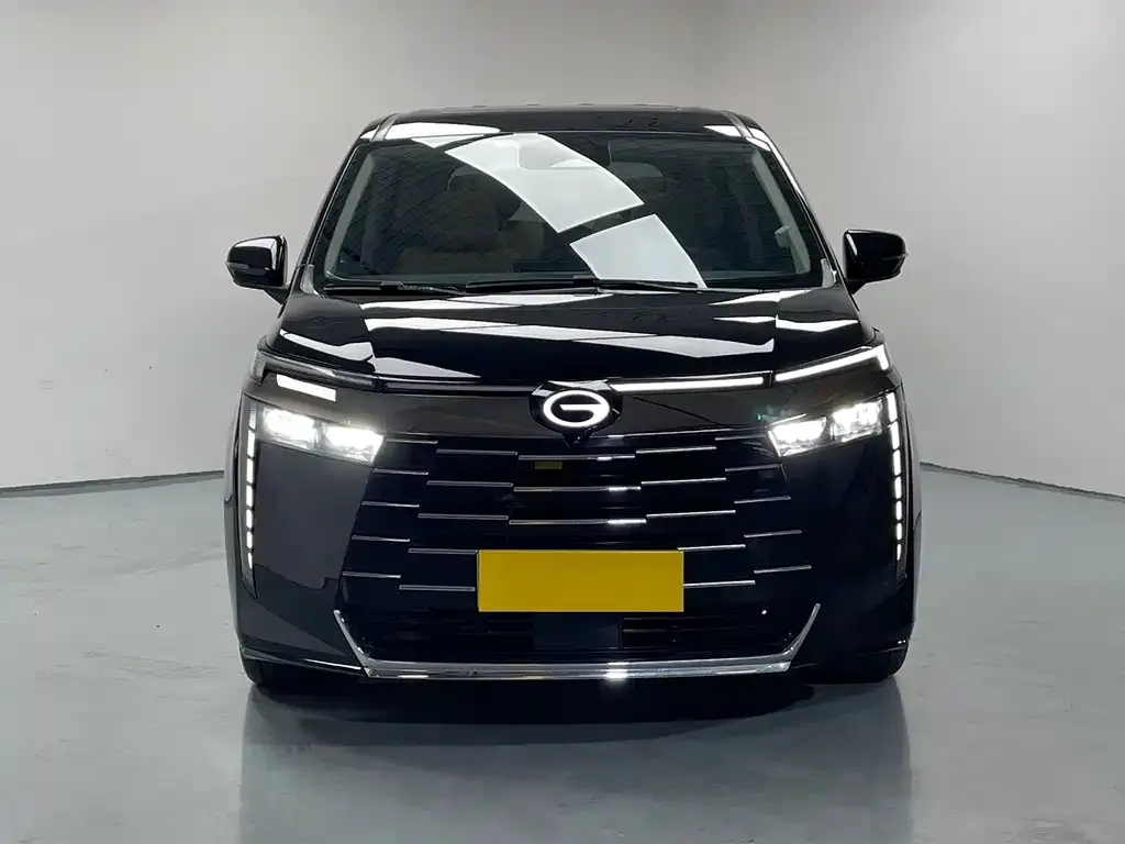 GAC Motor 传祺E8 PHEV — фото 4