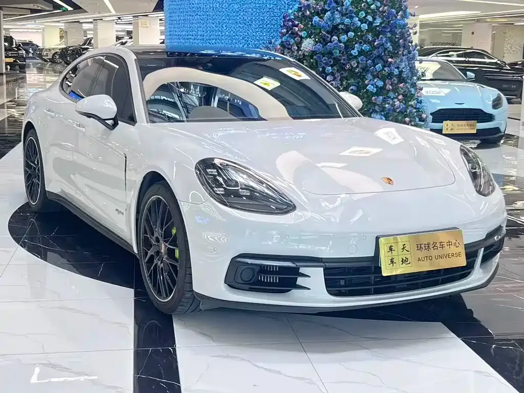 Porsche Panamera Hybrid — фото 7