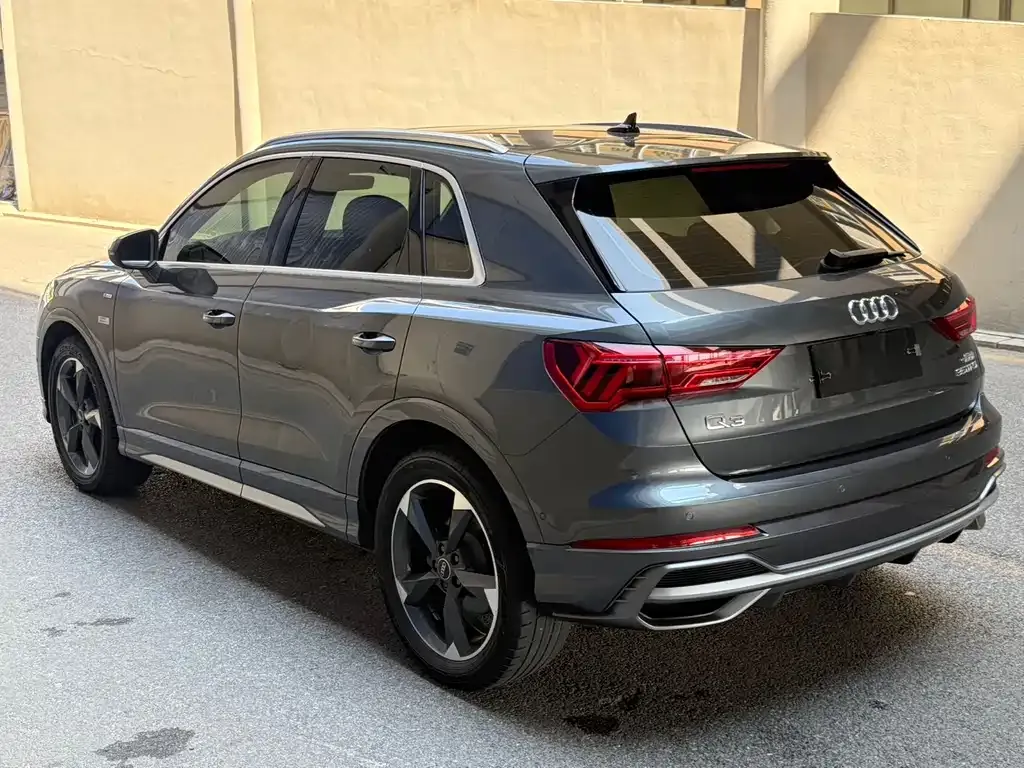 Audi Q3 — фото 5