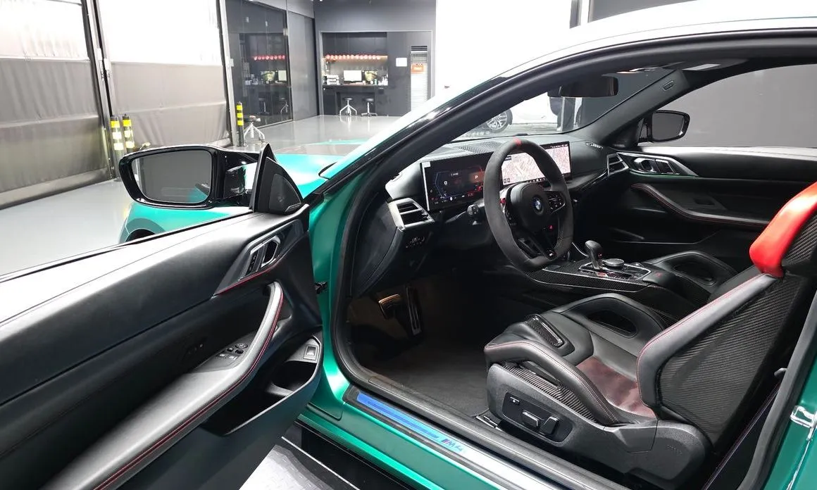 BMW M4 2025 из KR, фото 10
