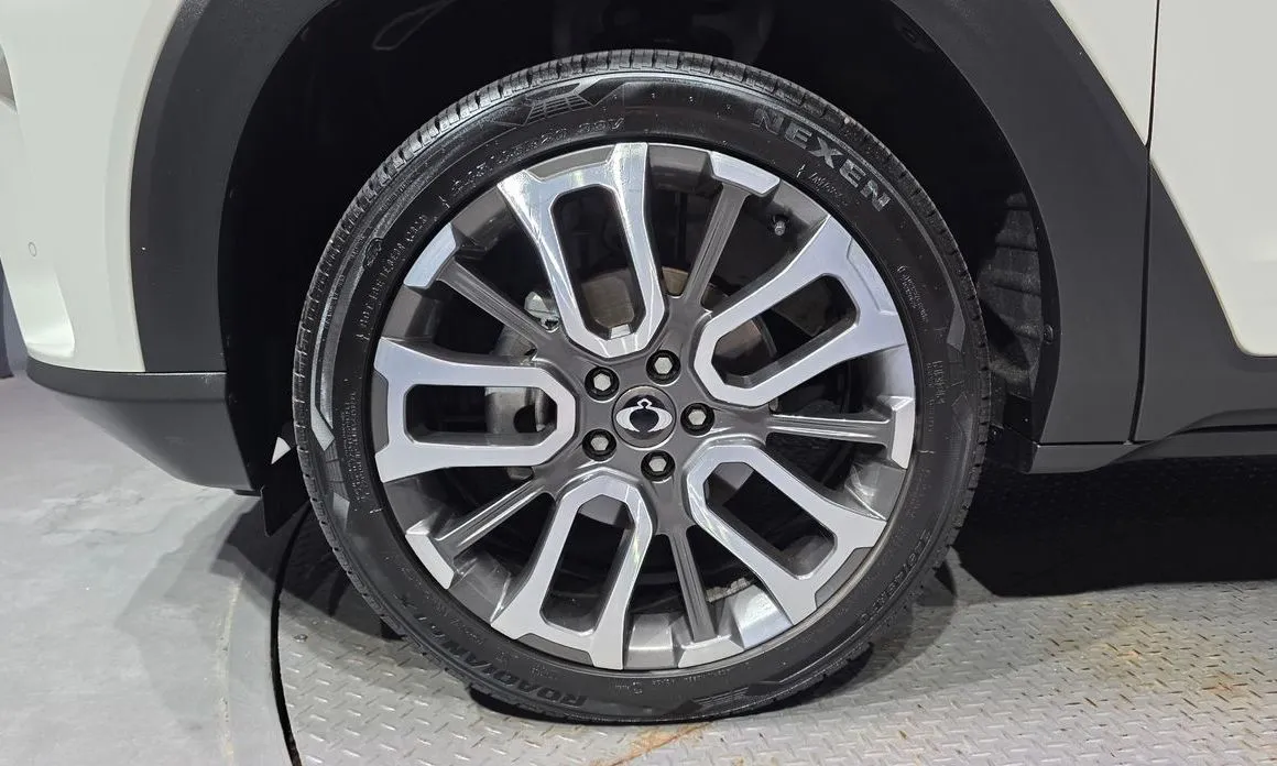 KG Mobility (Ssangyong) Torres — фото 8