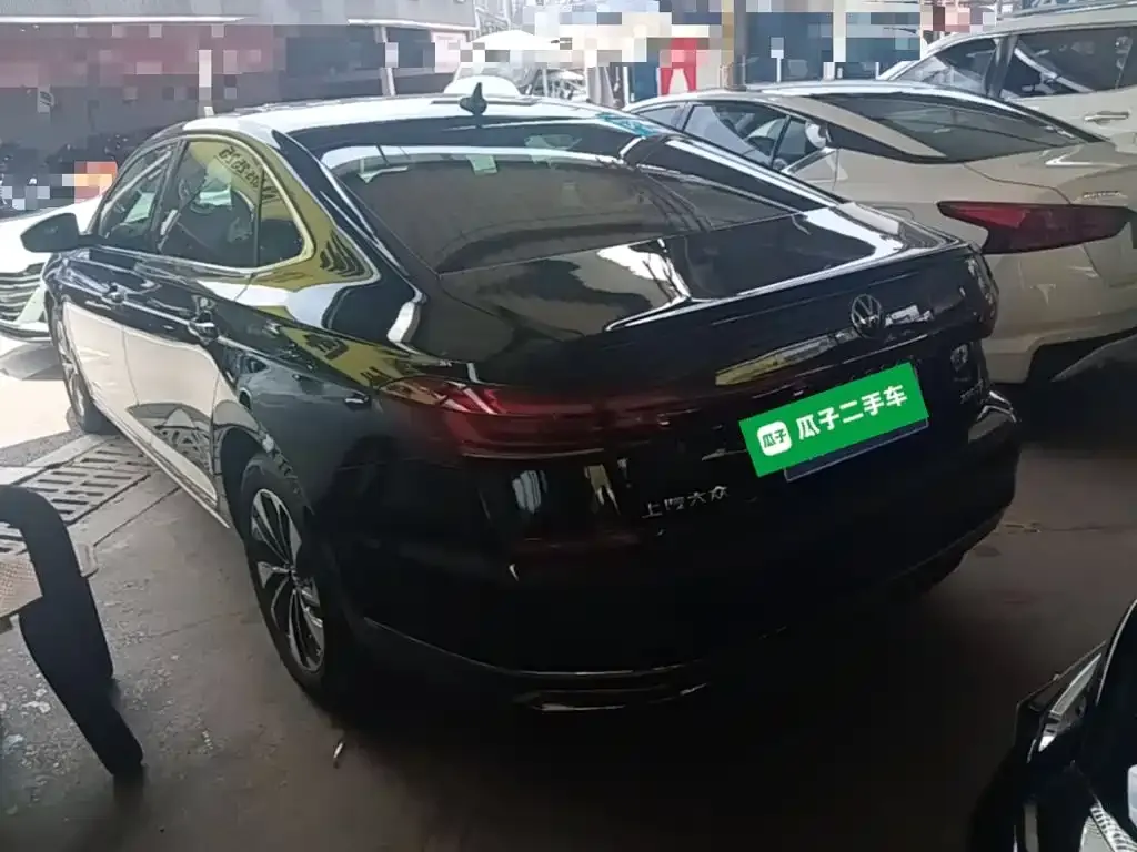 Volkswagen Passat — фото 3