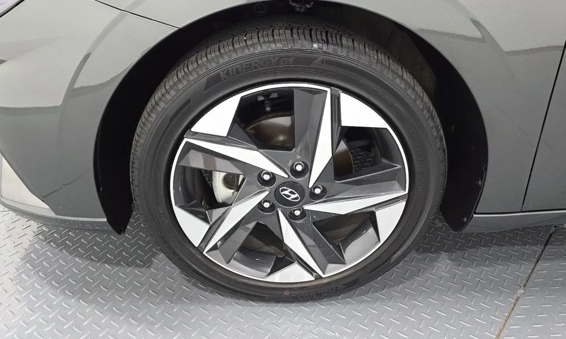 Hyundai AVANTE — фото 9