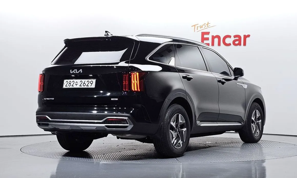 Kia Sorento — фото 5