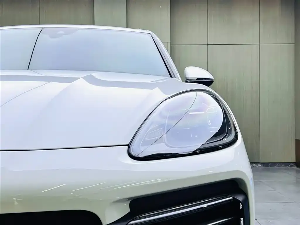 Porsche Cayenne Hybrid — фото 4