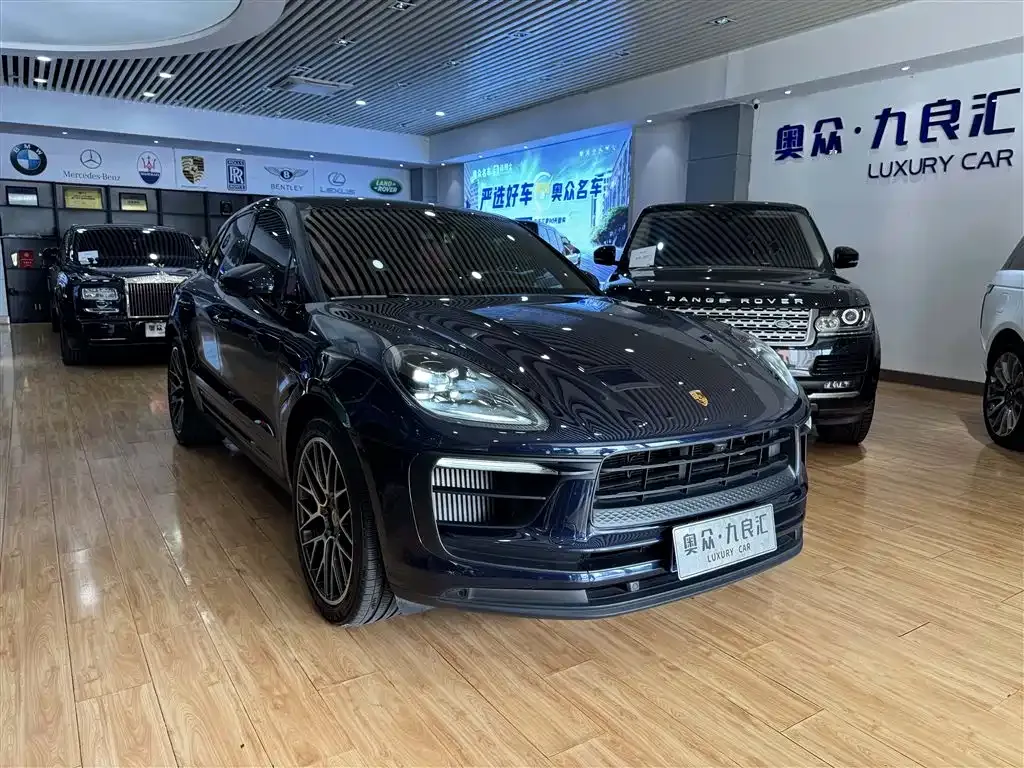 Porsche Macan — фото 1