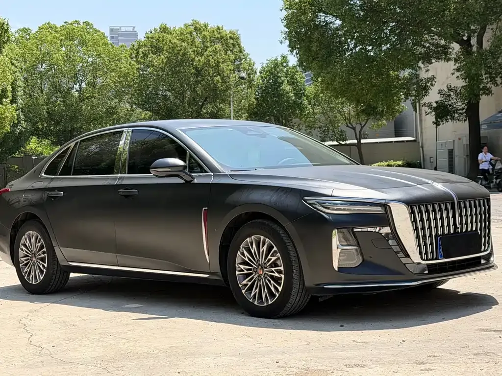 Hongqi H5 — фото 8