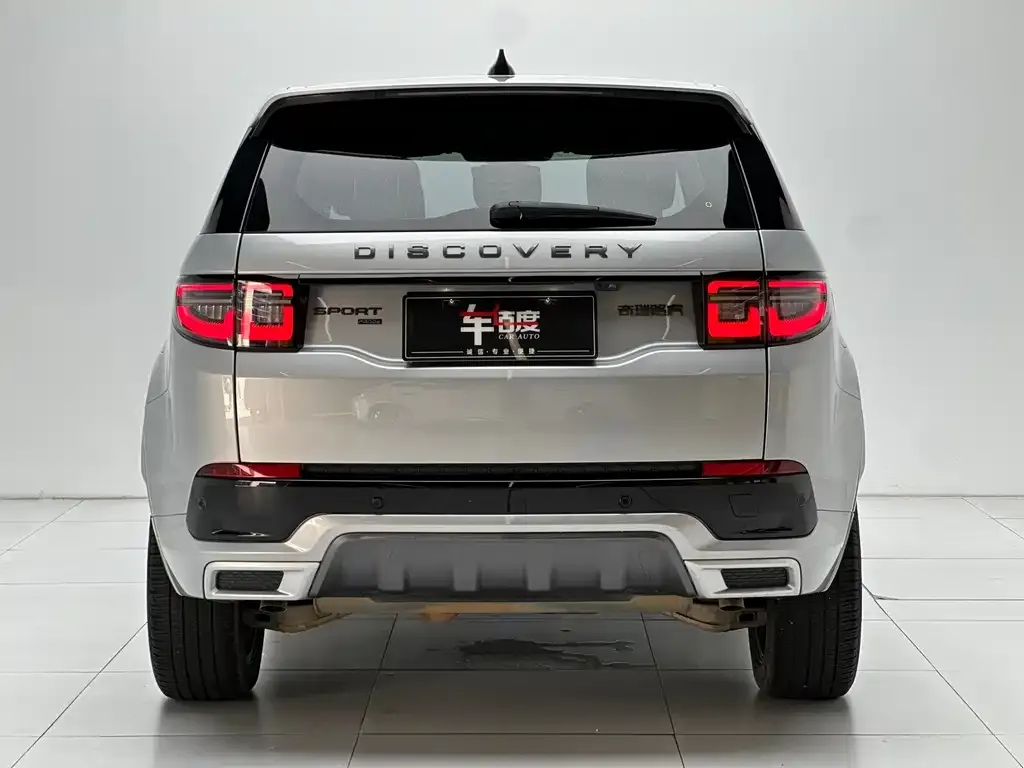 Land Rover Discovery Sport Hybrid — фото 7
