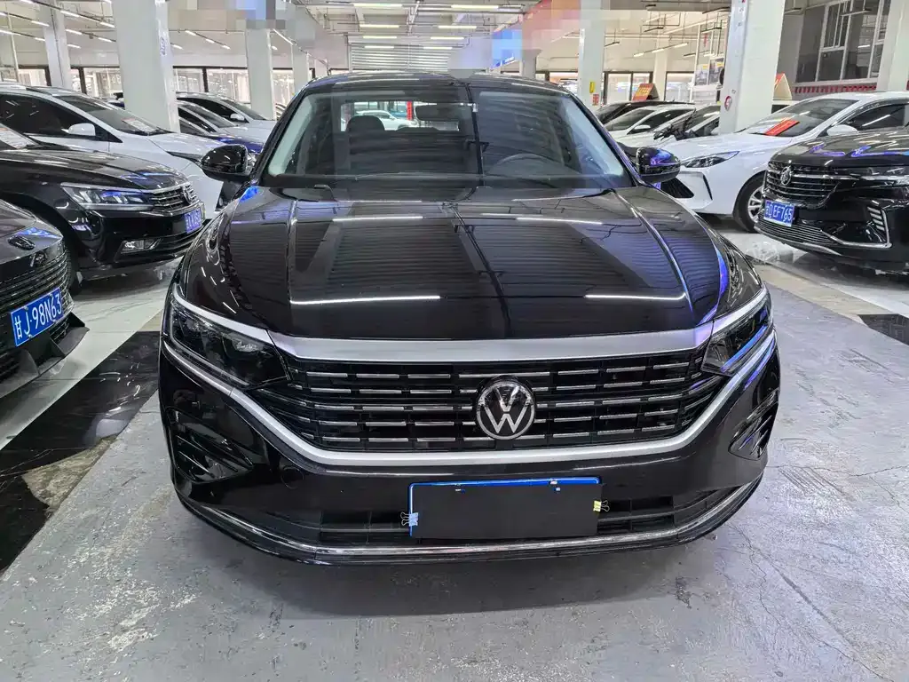 Volkswagen Passat — фото 6