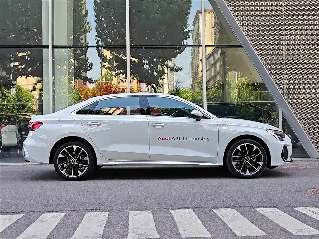 Audi A3 — фото 6
