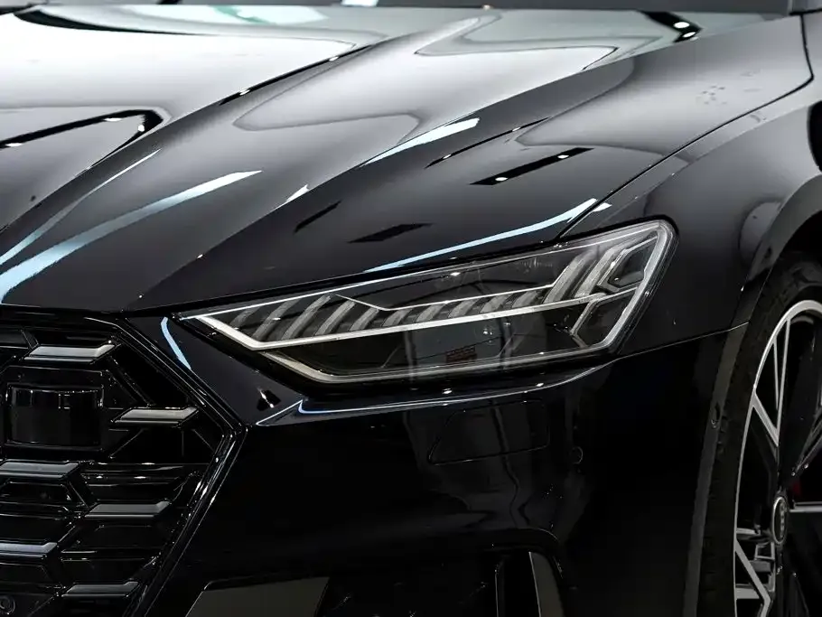 Audi A7L — фото 7